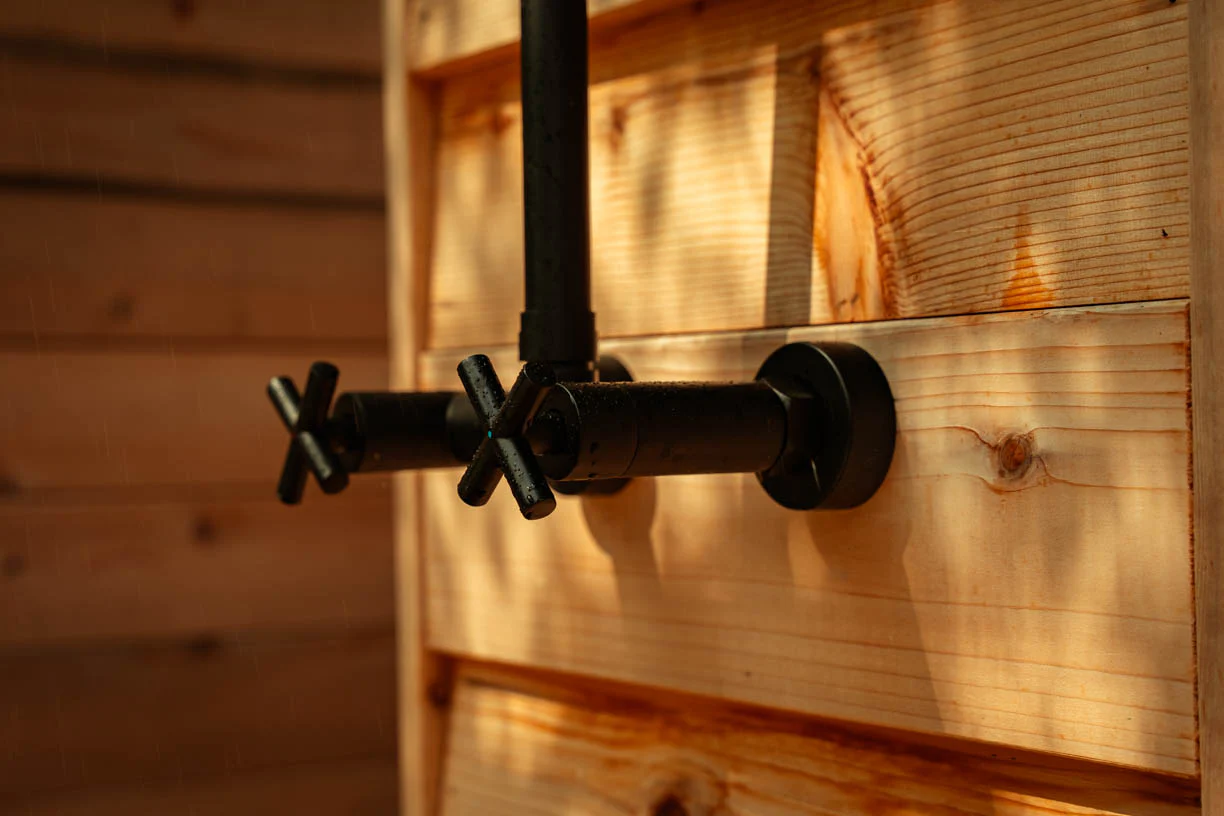 The Eden Outdoor Shower - Image 9